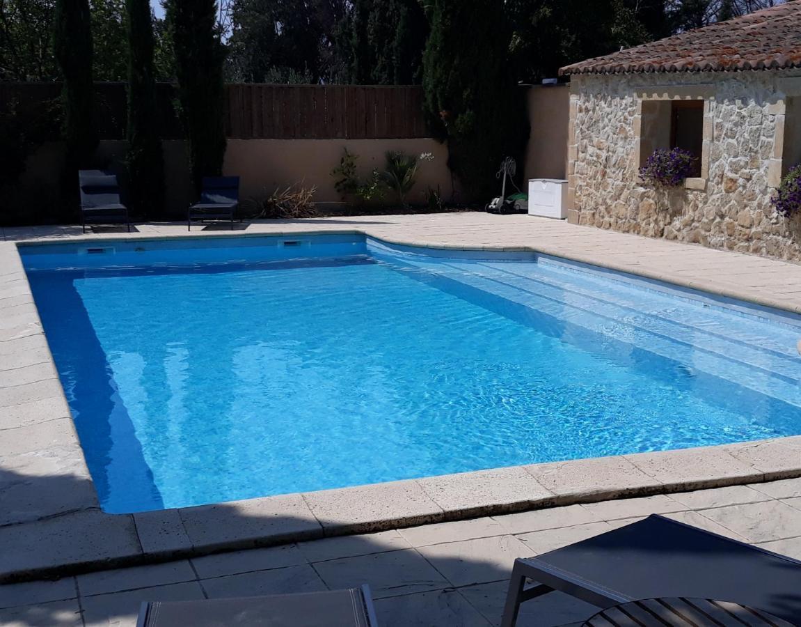 Le Mas Des Vergers Salon-de-Provence Kültér fotó