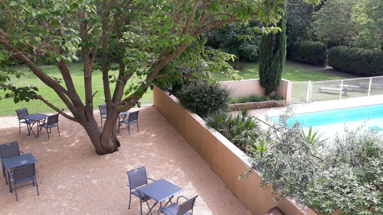 Le Mas Des Vergers Salon-de-Provence Kültér fotó
